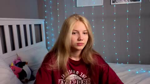 Emma online show from December 2025 10:52:02 AM