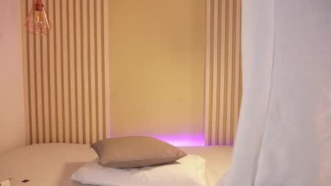 L I L A   online show from February 2026 03:44:02 AM