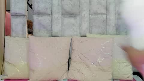 lila noa online show from January 2026 07:08:01 PM