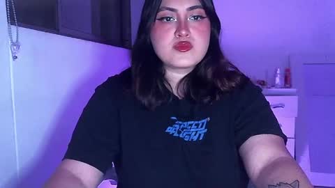 Snapshot of lila_sky_ chatting on June 2026 01:17:01 AM Lila online show from June 2026 01:17:01 AM