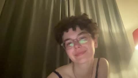 Snapshot of lilac_dreamsss chatting on May 2026 11:11:02 PM lilac_dreamsss online show from May 2026 11:11:02 PM