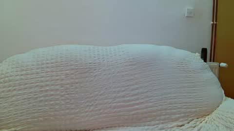 Snapshot of lilbearxxxx chatting on July 2026 07:24:01 PM lilbearxxxx online show from July 2026 07:24:01 PM