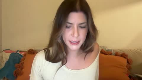 lilbi85_ online show from October 2025 02:00:02 AM