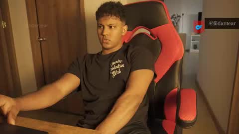 Snapshot of lildantear chatting on December 2025 10:16:01 PM Dante online show from December 2025 10:16:01 PM