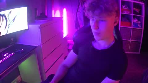 Snapshot of lildyl06 chatting on September 2025 07:58:01 PM lildyl06 online show from September 2025 07:58:01 PM