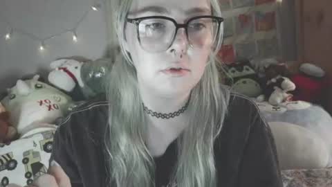 Snapshot of lilemmy1999 chatting on July 2026 01:19:01 AM emily ryanson online show from July 2026 01:19:01 AM