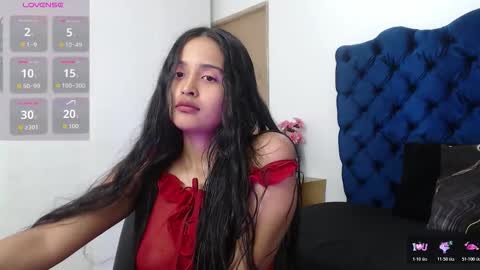 Lili online show from October 2025 03:08:01 AM