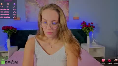 Snapshot of lili_bruno chatting on September 2025 12:44:02 AM Lili online show from September 2025 12:44:02 AM