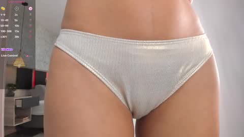 lili online show from February 2025 03:27:01 PM