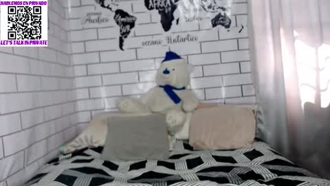 Snapshot of lili_hot_1 chatting on February 2026 05:51:02 PM lili_hot_1 online show from February 2026 05:51:02 PM