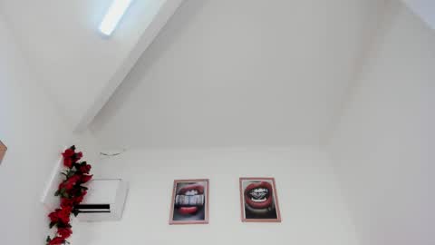 Lili Stone online show from February 2026 02:48:02 AM