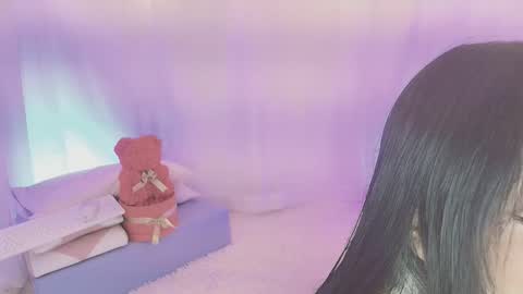 Lili online show from September 2025 11:04:02 AM