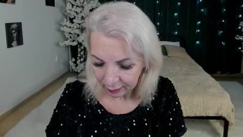 Lilia online show from December 2025 09:05:02 AM