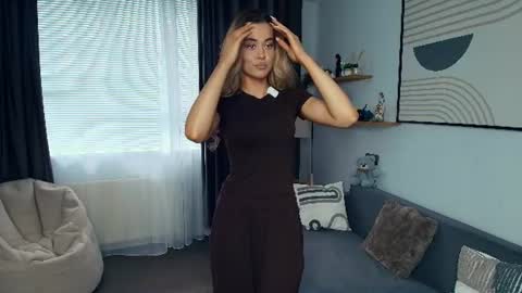 Melisa online show from June 2026 10:53:01 AM
