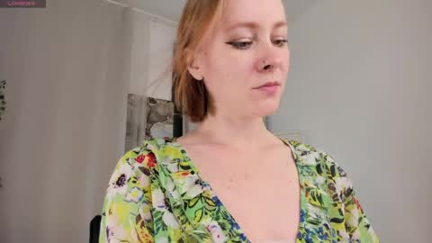 Snapshot of lilian_kroft chatting on May 2026 12:12:02 PM LIL online show from May 2026 12:12:02 PM