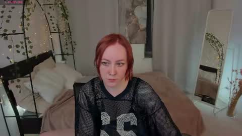 Snapshot of lilian_kroft chatting on June 2026 12:52:02 PM LIL online show from June 2026 12:52:02 PM