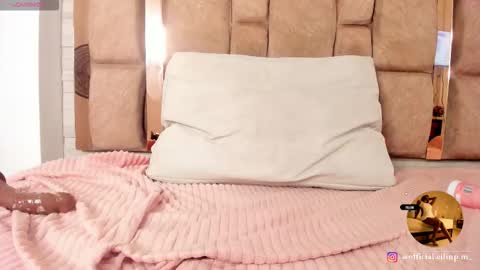 LILIAN  online show from February 2026 02:53:01 AM