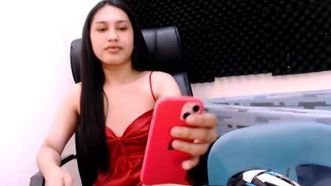 Snapshot of liliana_parker chatting on May 2026 08:28:01 PM liliana_parker online show from May 2026 08:28:01 PM