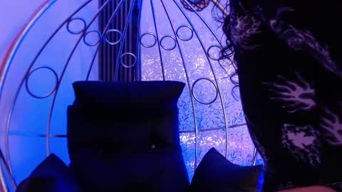  Lili  online show from December 2025 03:58:02 AM