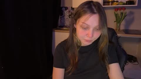 Snapshot of lilies_and_minipoots chatting on March 2026 10:17:02 PM Sonechka online show from March 2026 10:17:02 PM