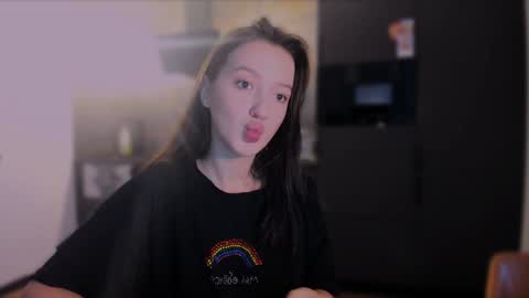 Snapshot of lililaluna chatting on December 2024 11:27:01 AM             ...  online show from December 2024 11:27:01 AM