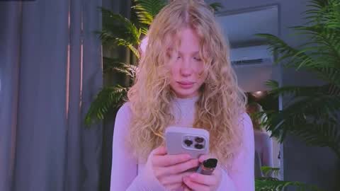 lililok101 online show from March 2026 03:11:02 AM