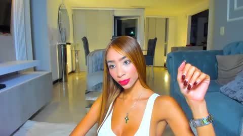 Lili  online show from March 2026 04:17:02 AM