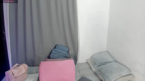 Snapshot of lilirouse chatting on October 2025 09:54:02 AM lilirouse online show from October 2025 09:54:02 AM