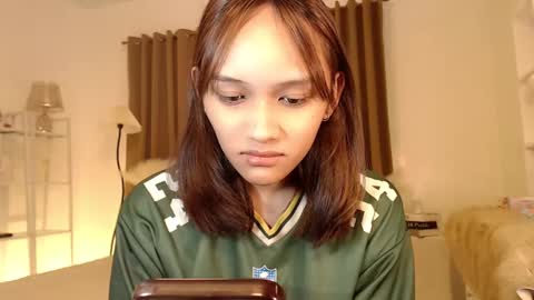 Chloe online show from March 2025 06:32:01 AM