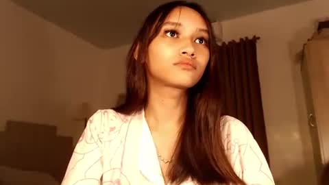 Chloe online show from September 2025 02:14:01 AM