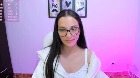Snapshot of lilith01_ chatting on January 2025 12:18:01 AM Leidy online show from January 2025 12:18:01 AM