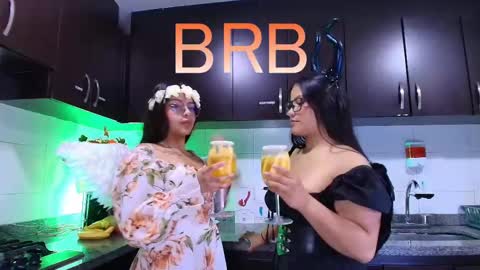 Lilith and Khloe  online show from November 2025 11:20:01 AM