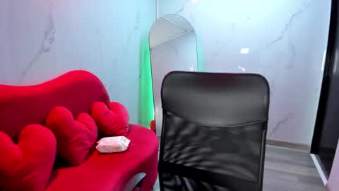 Snapshot of lilith_cooper20 chatting on October 2025 09:33:01 PM lilith cooper20 online show from October 2025 09:33:01 PM