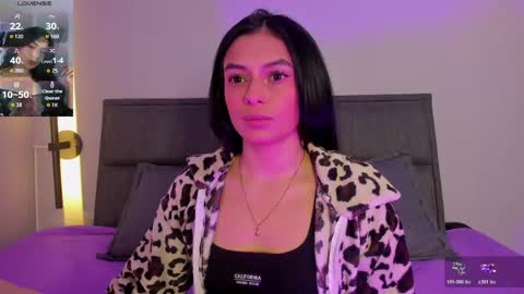 Snapshot of lilith_petit_ chatting on June 2026 12:44:02 PM Lili petit online show from June 2026 12:44:02 PM