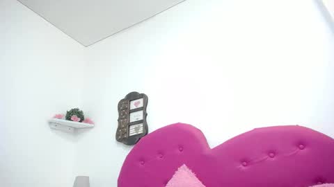 Snapshot of lilith_sm1th chatting on February 2025 06:54:01 AM Lilith Smith online show from February 2025 06:54:01 AM