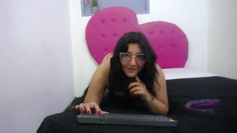 Snapshot of lilith_sm1th chatting on April 2026 07:26:02 PM Lilith Smith online show from April 2026 07:26:02 PM