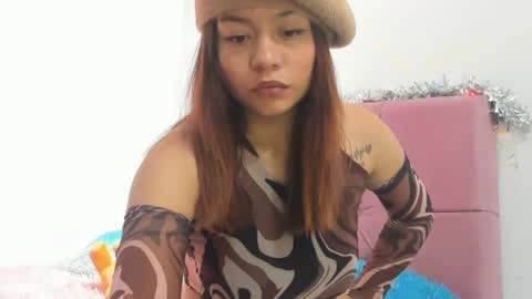 Lilith online show from January 2025 03:32:02 PM