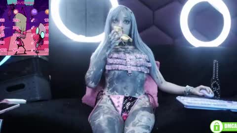 Snapshot of lilithlevis chatting on November 2025 08:52:01 PM Tifon Mary - Indepent model online show from November 2025 08:52:01 PM