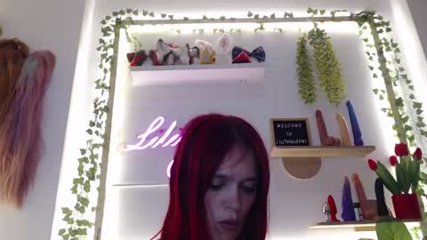 Snapshot of lilithqueen1 chatting on May 2026 10:50:03 PM La pelirroja online show from May 2026 10:50:03 PM
