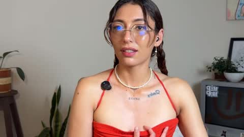 Snapshot of lilithrose_b chatting on June 2026 03:02:02 AM Lele online show from June 2026 03:02:02 AM