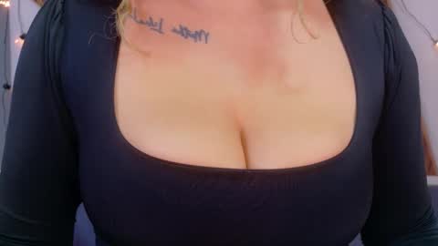 lilithsmith__ online show from February 2026 11:41:01 AM