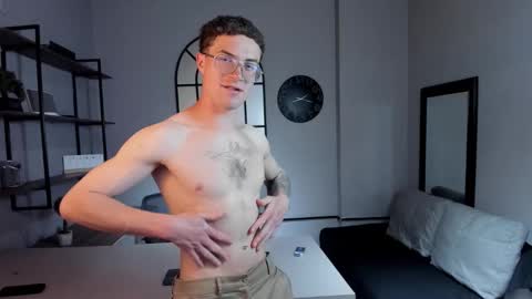 Lil James online show from March 2026 08:38:01 PM