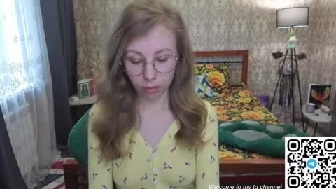 Snapshot of lill_mary chatting on May 2026 02:06:02 AM Maria online show from May 2026 02:06:02 AM