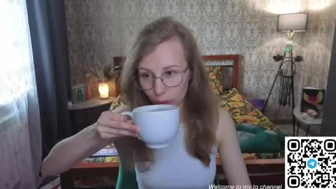 Snapshot of lill_mary chatting on May 2026 02:40:02 AM Maria online show from May 2026 02:40:02 AM