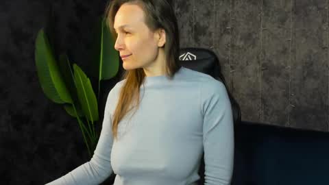 lillian_white1 online show from April 2026 01:12:02 AM