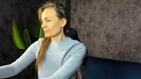 lillian_white1 online show from April 2026 12:57:02 AM