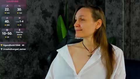 Snapshot of lillian_white1 chatting on May 2026 11:34:04 PM lillian_white1 online show from May 2026 11:34:04 PM