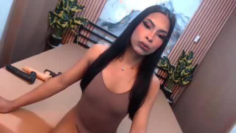 Snapshot of lilliana_emerald chatting on February 2026 06:36:01 PM Lilianna online show from February 2026 06:36:01 PM