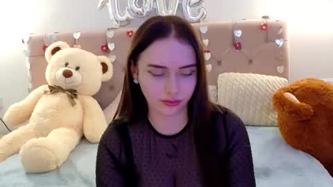 Snapshot of lilliana_moon chatting on February 2026 10:44:02 AM lilliana_moon online show from February 2026 10:44:02 AM