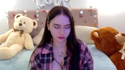 Snapshot of lilliana_moon chatting on February 2026 11:06:02 AM lilliana_moon online show from February 2026 11:06:02 AM